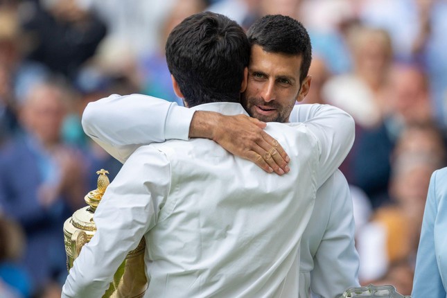 Djokovic đưa Carlos Alcaraz lên mây: ‘Tôi chưa từng gặp tay vợt nào như cậu ấy’ ảnh 1