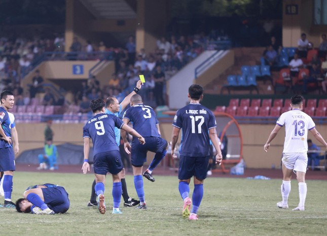 Caion lập hattrick, Hà Nội ngược dòng đánh bại Bình Định 4-2 ảnh 9