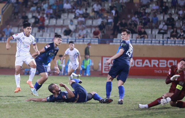 Caion lập hattrick, Hà Nội ngược dòng đánh bại Bình Định 4-2 ảnh 4