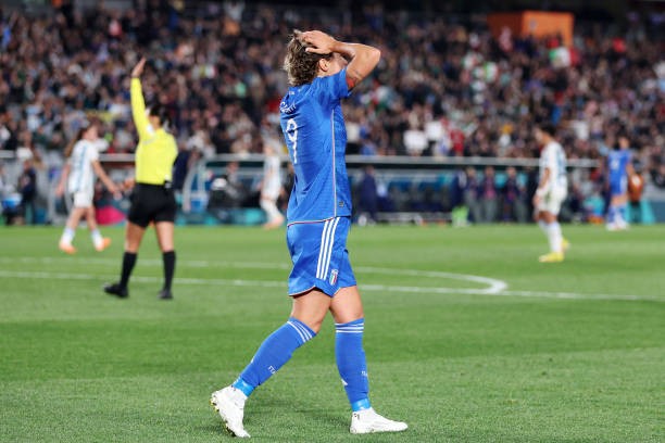 Hạ Argentina 1-0, tuyển nữ Italia chia sẻ ngôi đầu cùng Thụy Điển ảnh 14