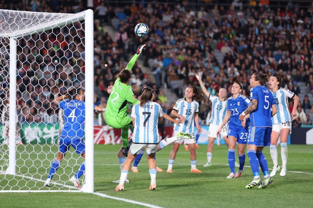 Hạ Argentina 1-0, tuyển nữ Italia chia sẻ ngôi đầu cùng Thụy Điển ảnh 10