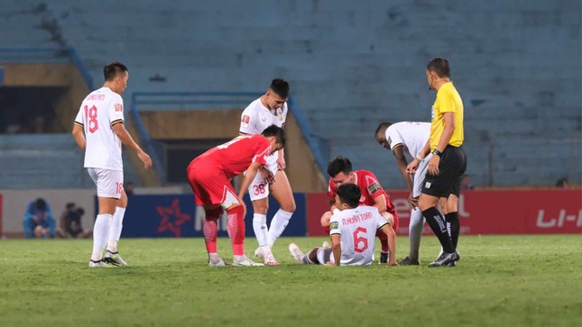 Hoàng Đức lập cú đúp trong chiến thắng 4-0 của Viettel trước Hà Tĩnh ảnh 13