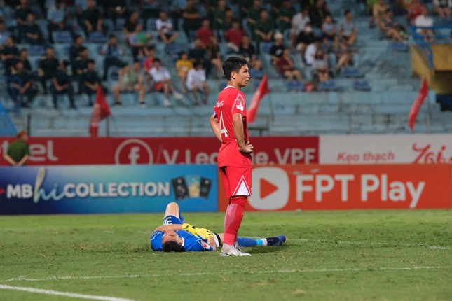 Hoàng Đức lập cú đúp trong chiến thắng 4-0 của Viettel trước Hà Tĩnh ảnh 11