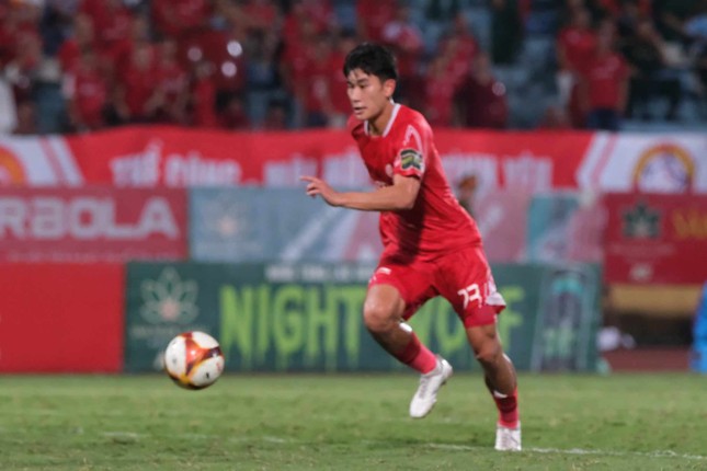 Hoàng Đức lập cú đúp trong chiến thắng 4-0 của Viettel trước Hà Tĩnh ảnh 17