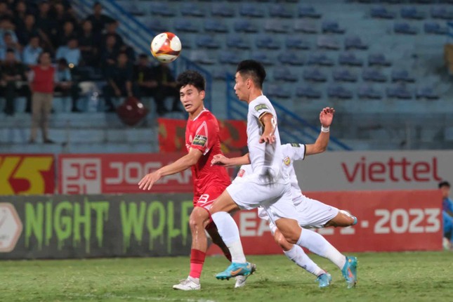 Hoàng Đức lập cú đúp trong chiến thắng 4-0 của Viettel trước Hà Tĩnh ảnh 16