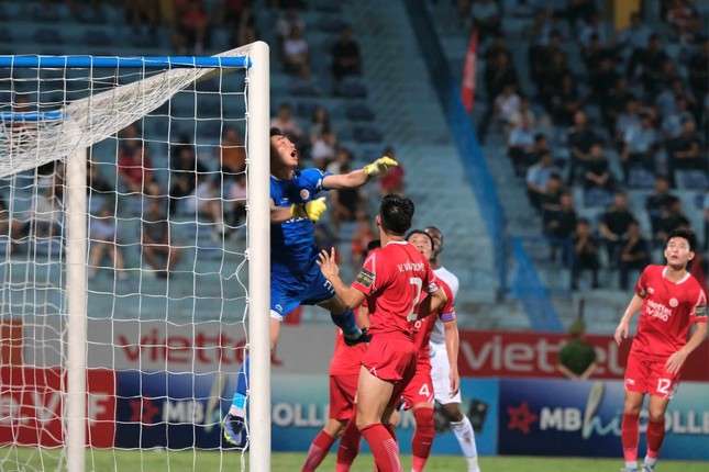 Hoàng Đức lập cú đúp trong chiến thắng 4-0 của Viettel trước Hà Tĩnh ảnh 8