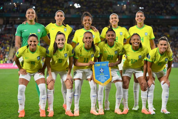Tuyển nữ Pháp vượt lên đầu bảng sau khi đánh bại Brazil 2-1 ảnh 17