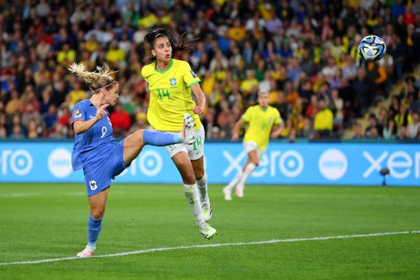 Tuyển nữ Pháp vượt lên đầu bảng sau khi đánh bại Brazil 2-1 ảnh 11