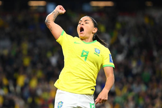 Tuyển nữ Pháp vượt lên đầu bảng sau khi đánh bại Brazil 2-1 ảnh 7