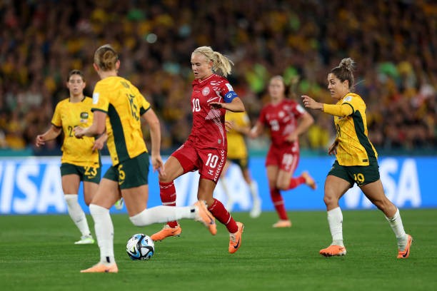 Hạ nữ Đan Mạch 2-0, chủ nhà Australia thẳng tiến vào tứ kết ảnh 7