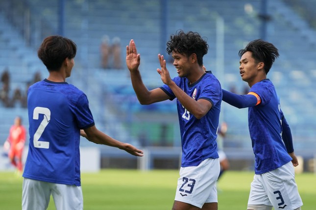 U23 Campuchia đại thắng 5 sao trong trận khai mạc U23 Đông Nam Á 2023 ảnh 1