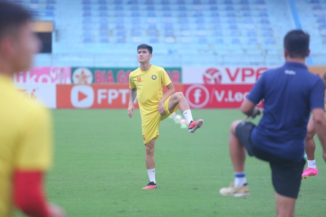 CAHN lên ngôi vô địch sau trận hòa 1-1 với Thanh Hóa ảnh 27