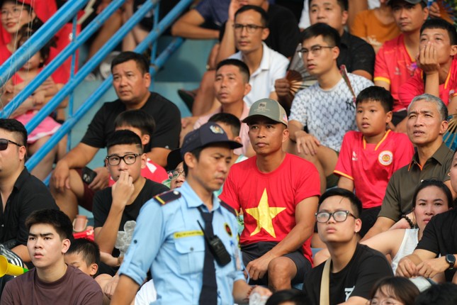 CAHN lên ngôi vô địch sau trận hòa 1-1 với Thanh Hóa ảnh 17