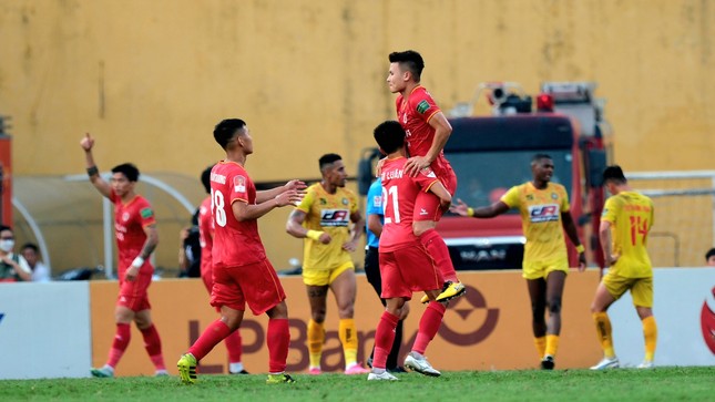 CAHN lên ngôi vô địch sau trận hòa 1-1 với Thanh Hóa ảnh 7