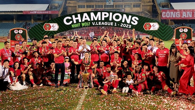 Đề cử HLV xuất sắc nhất V-League 2023: Nhà vô địch vắng bóng ảnh 1