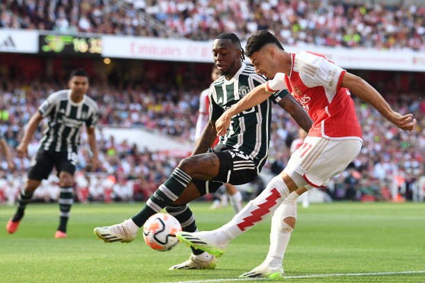 Arsenal đánh bại MU bằng 3 tuyệt phẩm ảnh 19