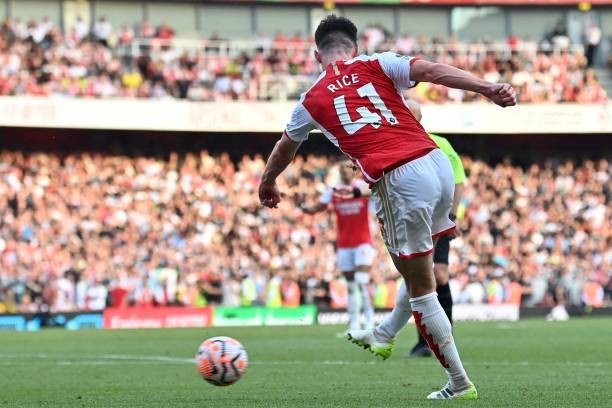 Arsenal đánh bại MU bằng 3 tuyệt phẩm ảnh 3
