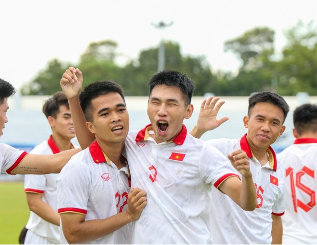 U23 Việt Nam mất ngôi sao Đinh Xuân Tiến ở vòng loại U23 châu Á 2023 ảnh 1
