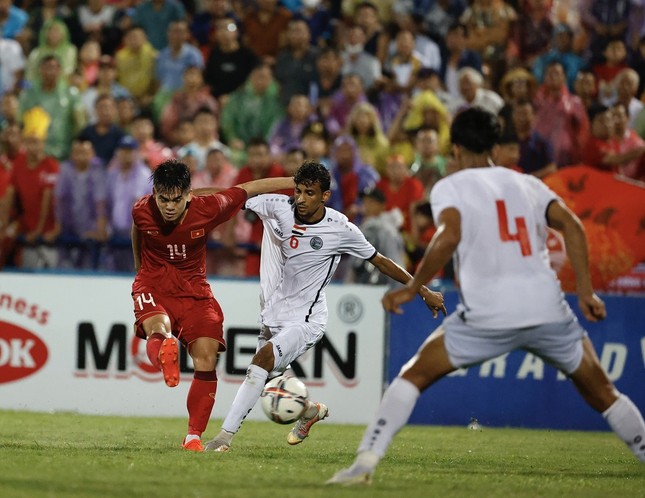 Đánh bại U23 Yemen 1-0, U23 Việt Nam giành vé sớm vào VCK U23 châu Á ảnh 7