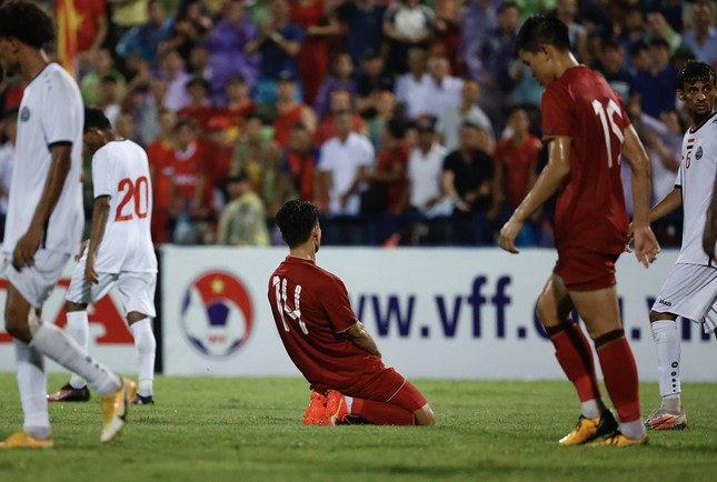Đánh bại U23 Yemen 1-0, U23 Việt Nam giành vé sớm vào VCK U23 châu Á ảnh 9