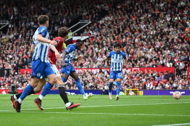 MU thảm bại 1-3 trên sân nhà trước Brighton trong ngày tân binh Hojlund đá chính ảnh 15