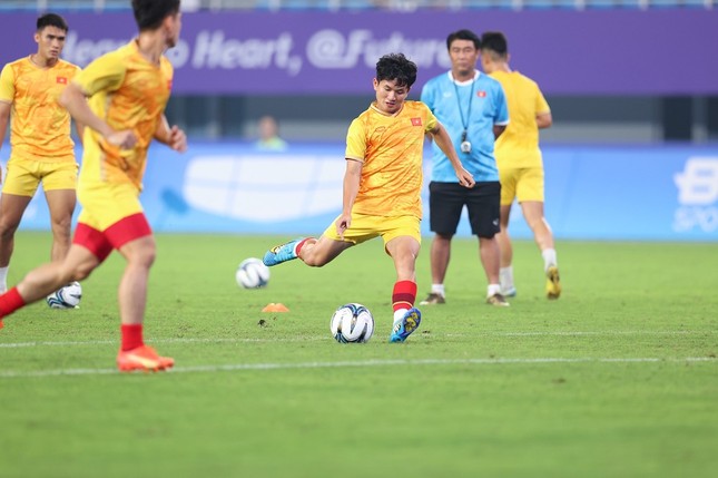 Olympic Iran áp đảo Olympic Việt Nam với chiến thắng 4-0 ảnh 3