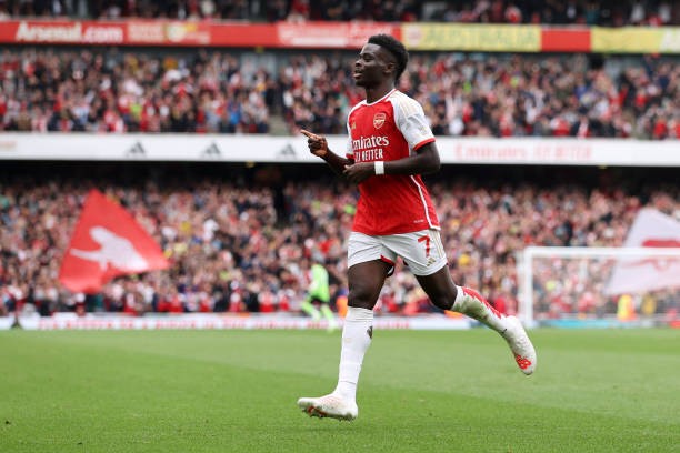Arsenal và Tottenham bất phân thắng bại trong trận derby bắc London rực lửa ảnh 17