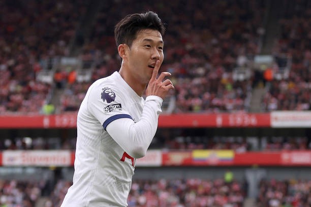Arsenal và Tottenham bất phân thắng bại trong trận derby bắc London rực lửa ảnh 11