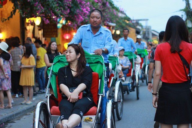 Trung Quốc không mở tour Việt Nam: Doanh nghiệp lữ hành như 'ngồi trên đống lửa' ảnh 1