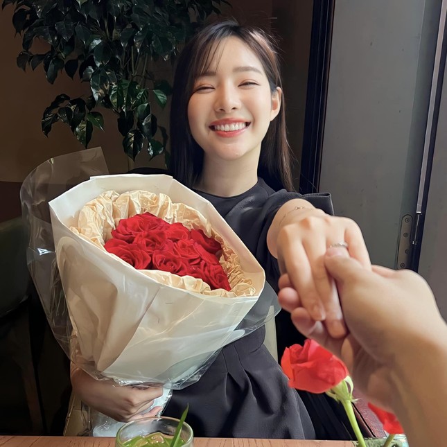 MC Mạnh Cường và Hương Giang: 'Niềm vui chờ đợi Valentine đã giảm nhiều' ảnh 3