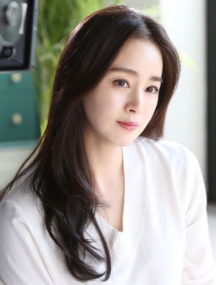 Nam diễn viên thấy có lỗi vì cú tát trời giáng với Kim Tae Hee ảnh 1