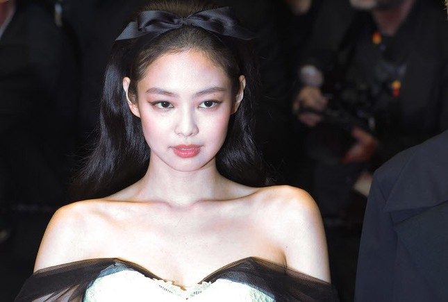 Vận đen của Jennie, Jisoo (BlackPink) ảnh 2