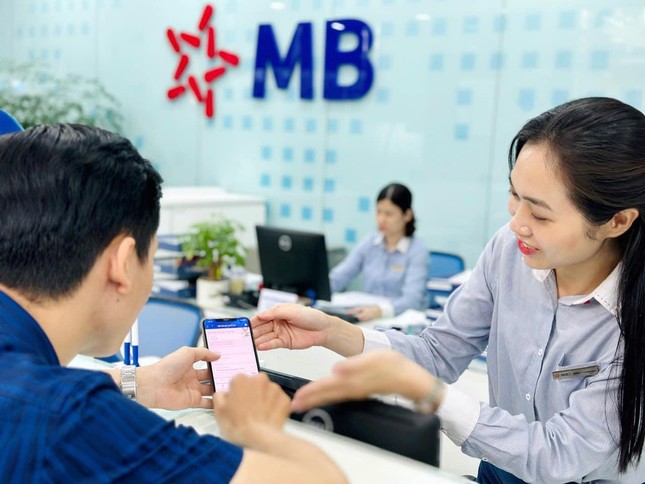 MB hút thêm được 4 triệu khách hàng mới trong 6 tháng đầu năm, tín dụng tăng trưởng top đầu ngành ảnh 1