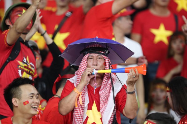 Hòa Malaysia 2-2, tuyển Việt Nam có lợi thế ở chung kết lượt về ảnh 20