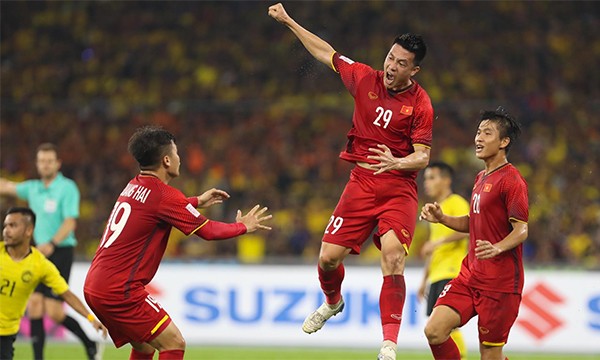 Hòa Malaysia 2-2, tuyển Việt Nam có lợi thế ở chung kết lượt về ảnh 31