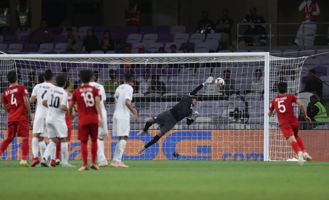 Thắng Yemen 2-0, tuyển Việt Nam rộng cửa đi tiếp ở Asian Cup ảnh 15
