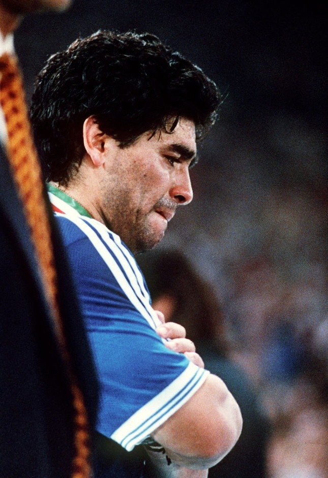 Diego Maradona: Khi người đàn ông khóc ảnh 2
