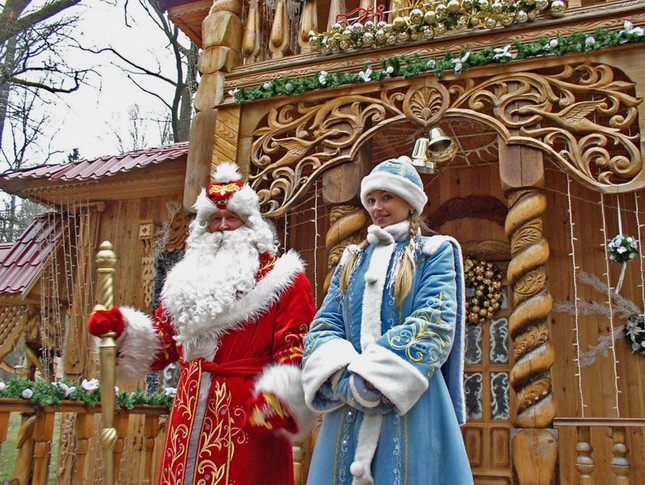 Bất ngờ với 13 phiên bản của ông già Noel trên thế giới ảnh 3