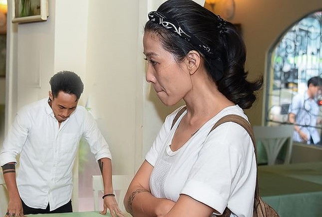 Vợ Phạm Anh Khoa rạng rỡ bên Tăng Thanh Hà sau scandal của chồng ảnh 2