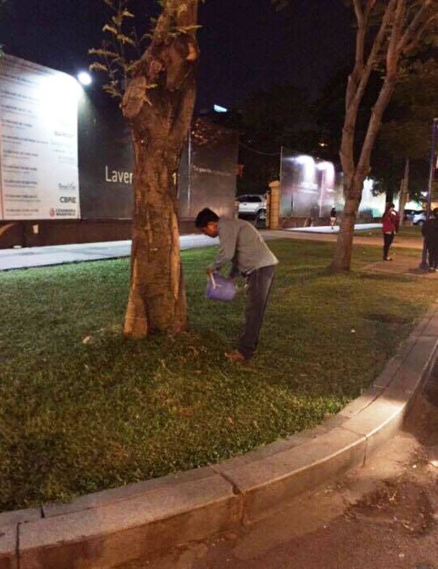 TPHCM sẽ 'phạt nguội' hành vi xả rác, tiểu bậy ảnh 2