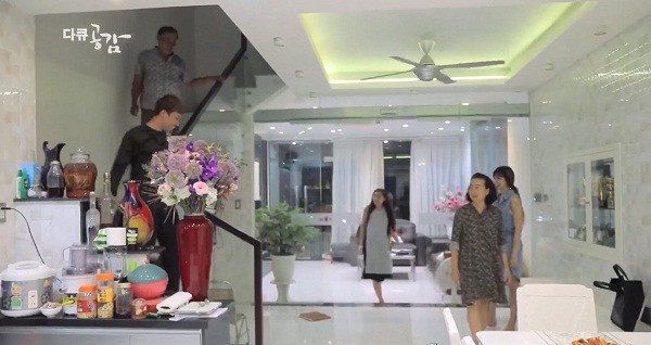 Trường Giang tiết lộ khối tài sản 'khủng' của Hari Won - Trấn Thành ảnh 3