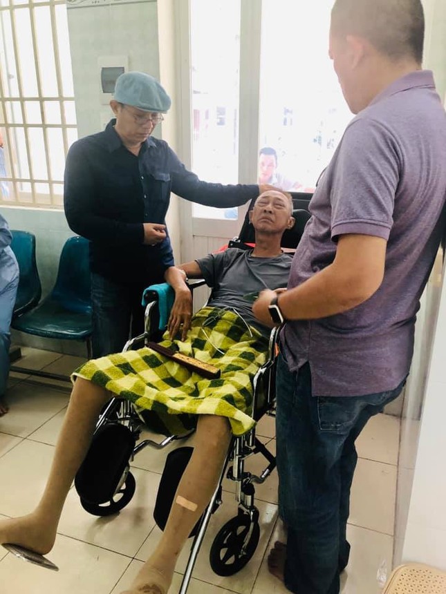 Bệnh ung thư của nghệ sĩ Lê Bình chuyển biến xấu ảnh 2