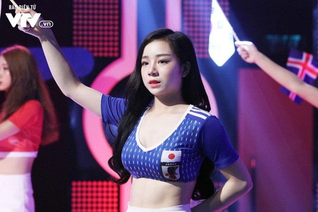MV gợi dục phản cảm của hot girl 'Nóng cùng World Cup' bị gỡ bỏ ảnh 5