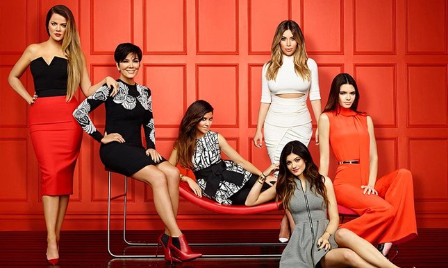 Kylie Jenner bị tước danh hiệu tỷ phú ảnh 2