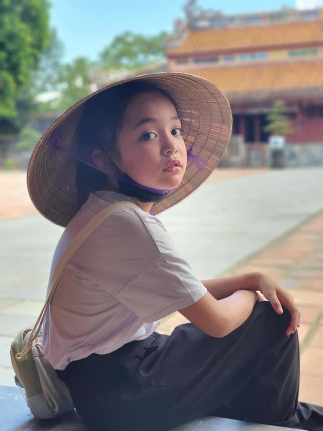 Mê mẩn ngắm nhan sắc thiên thần của con gái Việt Anh trong 'Hướng dương ngược nắng' ảnh 5