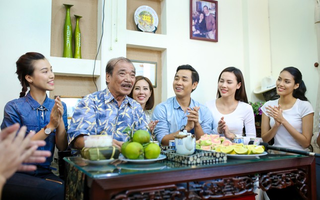 Trọng Tấn, Thái Bảo tiết lộ bí mật của NSND Trần Hiếu gây xúc động ảnh 1