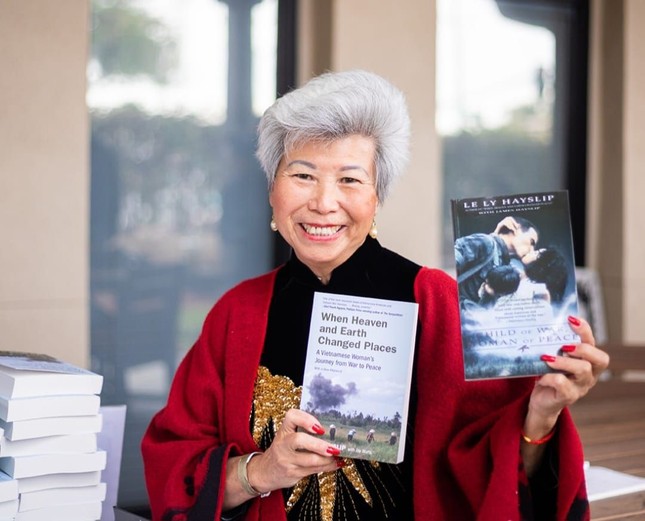 Nữ nhà văn Việt chỉ học hết lớp 3 nhưng có sách bán chạy nhất ở Mỹ ảnh 1