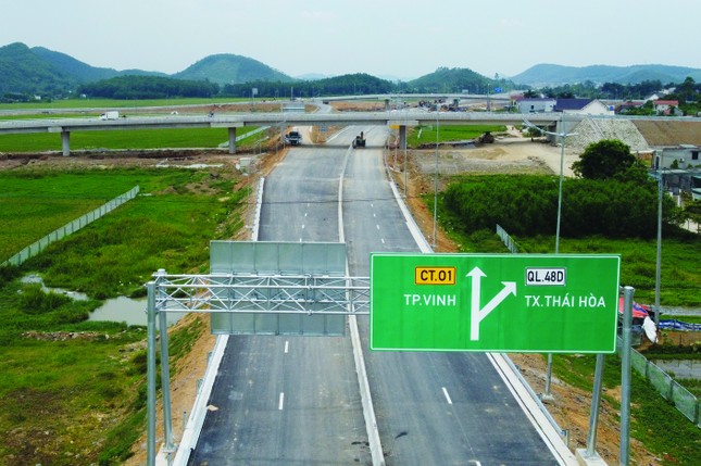 Cao tốc Nghi Sơn - Diễn Châu: 'Lập trình' thi công tổng thể quyết định sự đúng hẹn ảnh 1