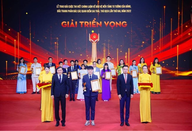 Bảo vệ nền tảng tư tưởng của Đảng: Nhìn từ người trẻ ảnh 1