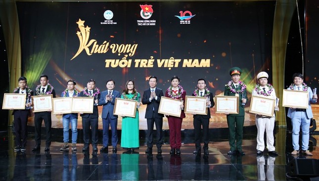Trao giải gương mặt trẻ Việt Nam tiêu biểu 2020: Những khoảnh khắc đặc biệt ảnh 5
